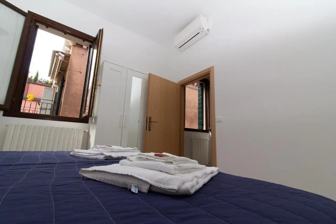 Veneziacentopercento San Pietro Apartment  Venice